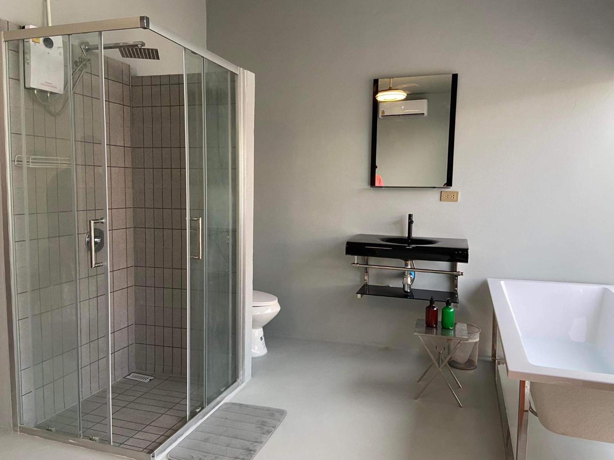 Alley51 Hotel Surat Thani Luaran gambar